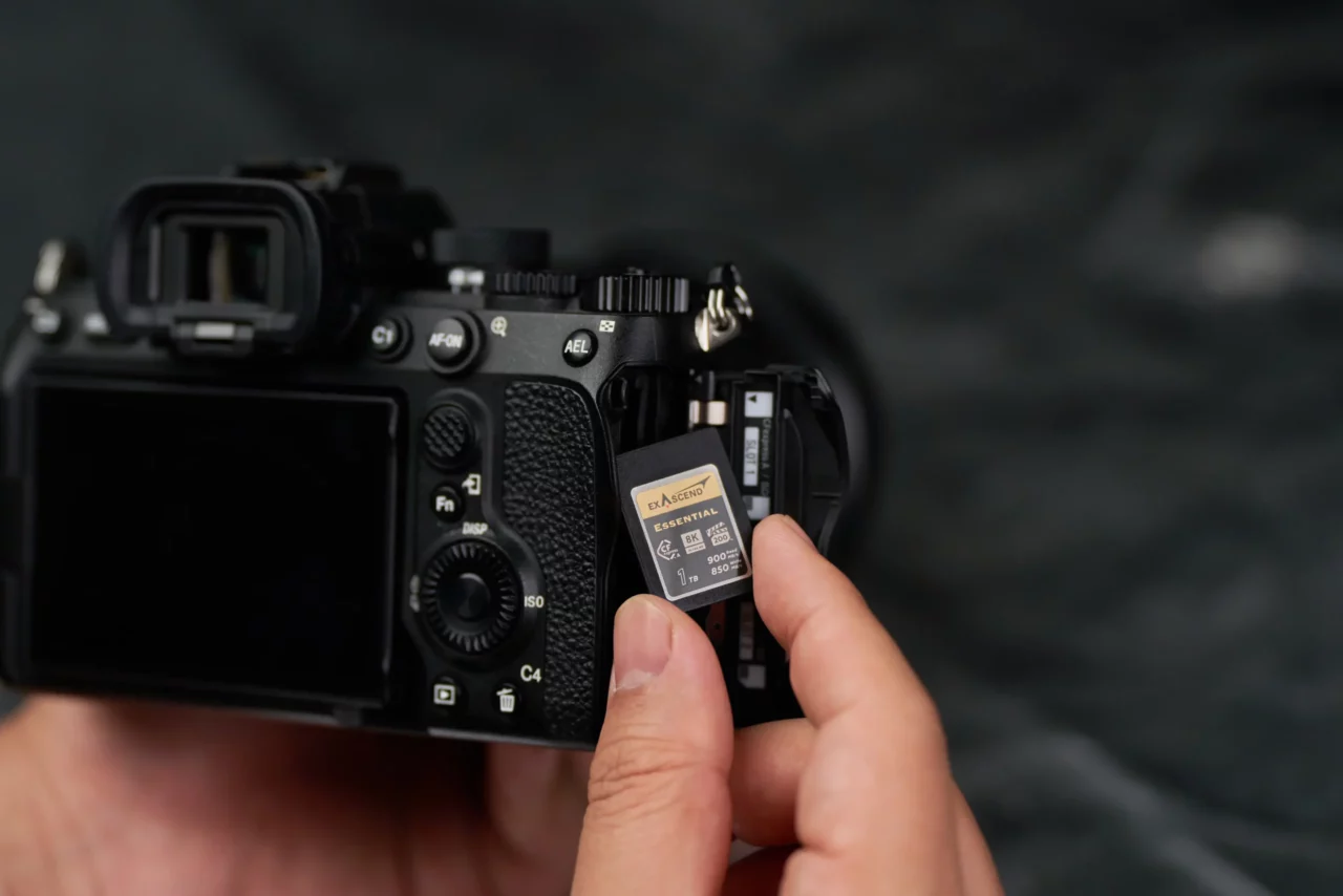 Essential CFexpress Type A - VPG200 Card for Sony Cameras Essential CFexpress Type A - VPG200 Card for Sony Cameras